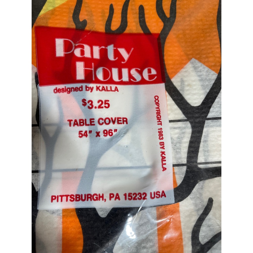 Vintage 1983 Halloween Party Set 2 Table Covers Black Cat Bats & Ghost Napkins - Picture 6 of 13